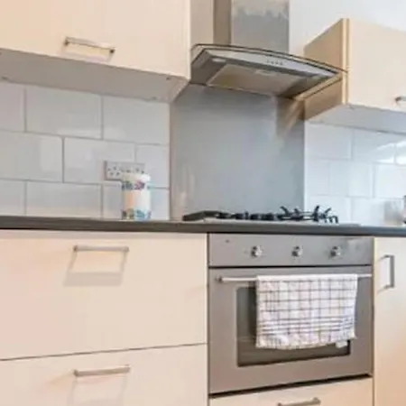Apartment Newly Refurbished Apartment In Amsterdam
